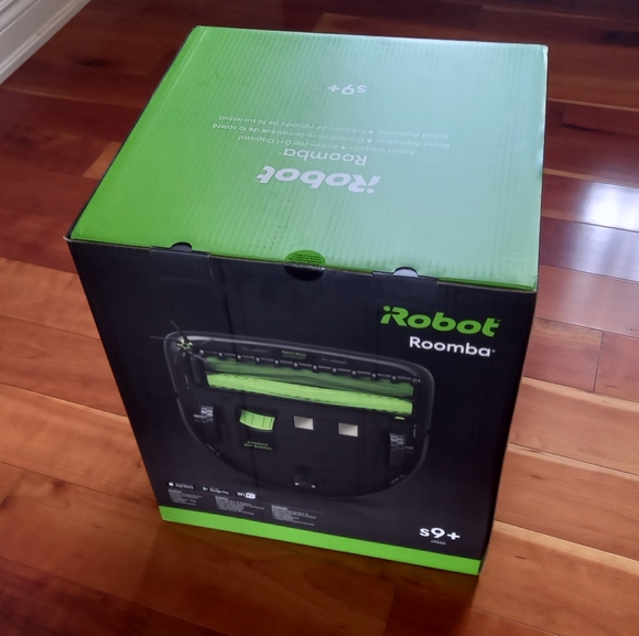 iRobot Roomba s9+ - Picture 2 of 4